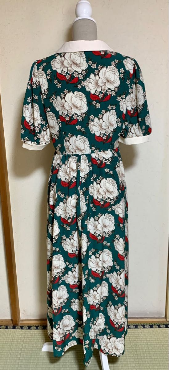 ロングワンピース 半袖 パフスリーブ 花柄プリント レトロシック SHEIN Modely 花柄 プリント フロントボタン パフスリーブ