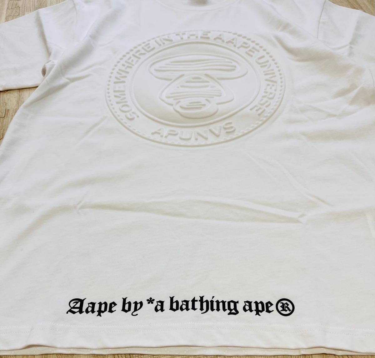 サイズXL】アベイシングエイプ エイプロゴTシャツ ホワイト 24 サイズXL】アベイシングエイプ エイプロゴTシャツ ホワイト 24