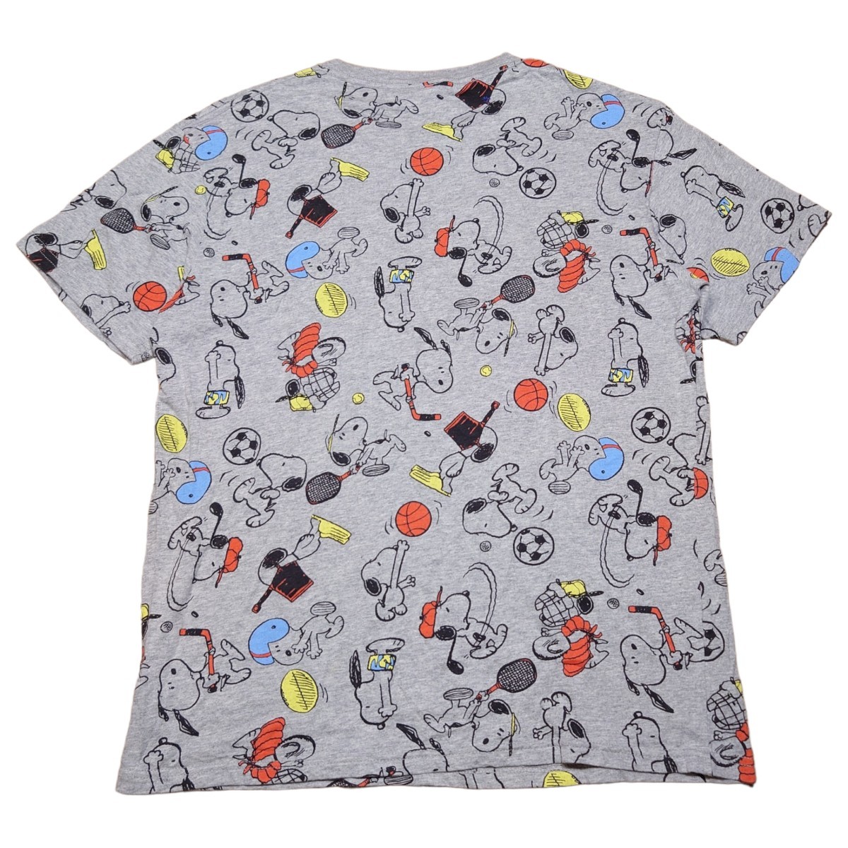 SNOOPY　総柄　Tシャツ　PEANUT　マルチプリント　ピーナッツ_画像2