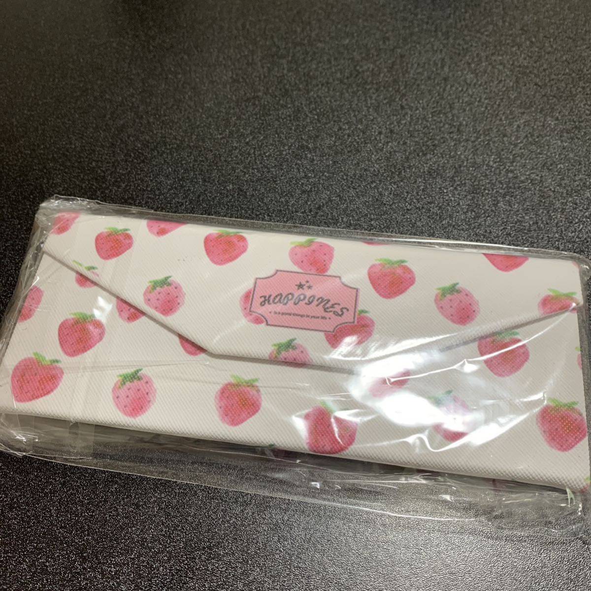  dream pretty Lolita strawberry glasses case assembly type case 