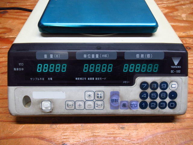 TERAOKA 寺岡精工 デジタルカウンティングスケール DC-180 計量 TERAOKA 寺岡精工 デジタルカウンティングスケール DC-180 計量