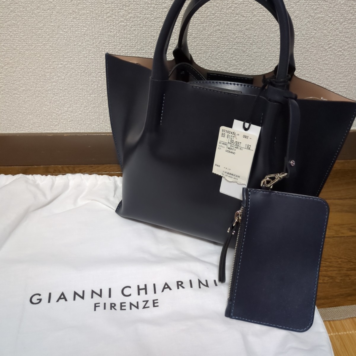 大流行中！ 最終値下げ。タグ付き☆GIANNI CHIARINI 本革カバン バッグ