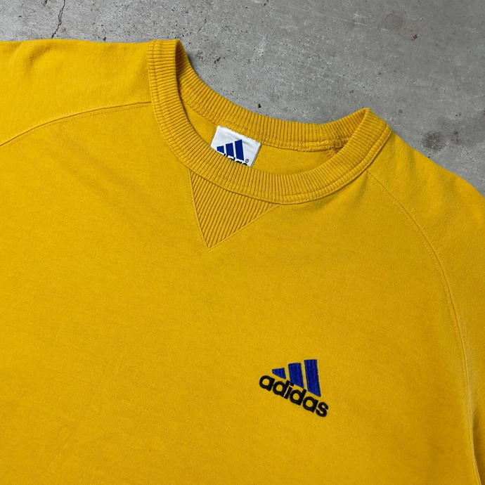 00年代 adidas アディダス パフォーマンスロゴ ワンポイントロゴ刺繍 Tシャツ メンズXL相当_画像4