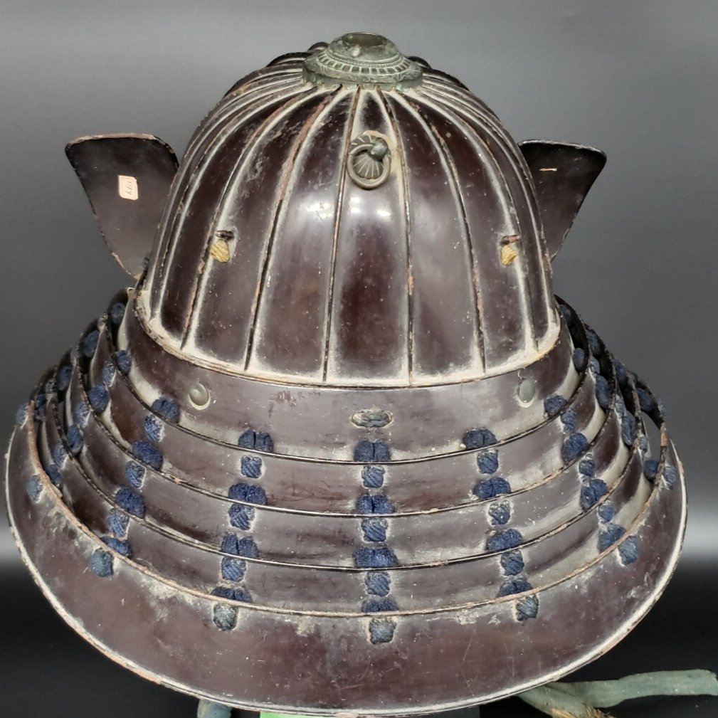  helmet armour armour armor iron made approximately 2963g. equipped Sengoku .... old tool era thing antique interior collection old fine art [100i2666]