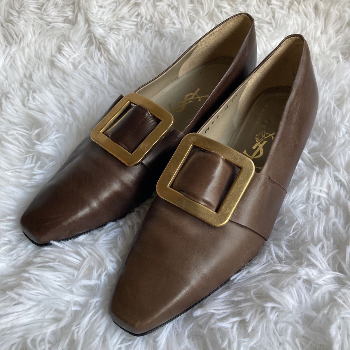 美品 Yves Saint Laurent イヴサンローラン ゴールドバックル