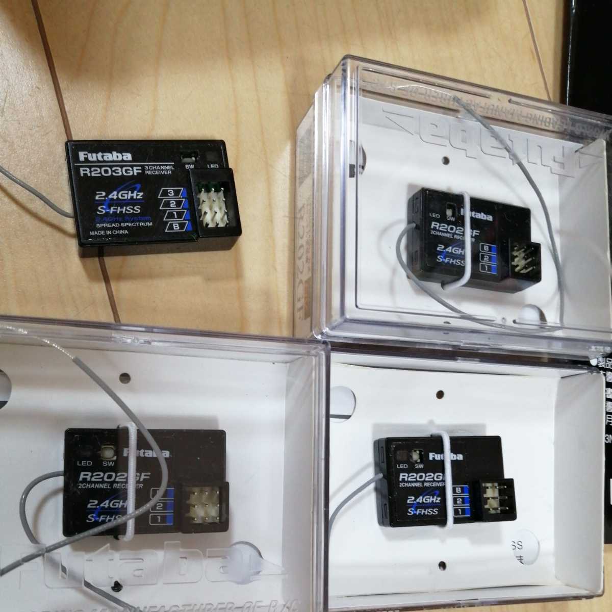 好評受付中 フタバ 送受信機 3PV 2.4G R203GF T Rセット i9tmg.com.br