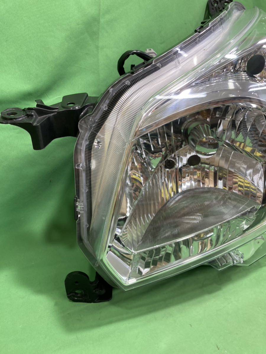 スズキ スペーシア MK32S MK42S 左ヘッドライト HID ユニットのみ 取付欠けと補修跡があります イチコー 1871 刻印N1 個人宅配送不可_画像8