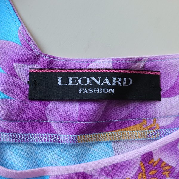 美品 LEONARD ◇ 花柄 フレンチスリーブ カットソー (ブルー 38サイズ