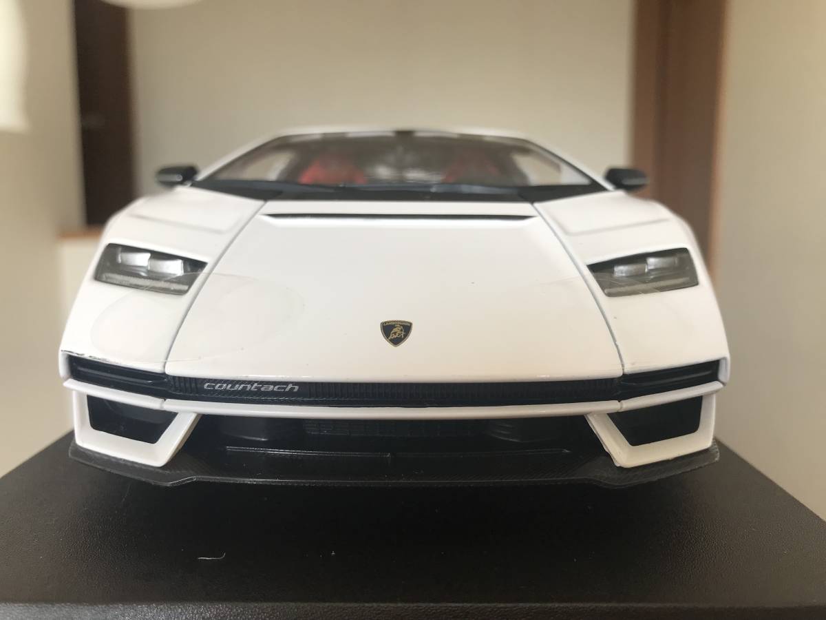  редкий редкость Maisto Maisto 1:18 6+ Lamborghini Countach LP1 800-4 белый Lamborghini LPl 800-4