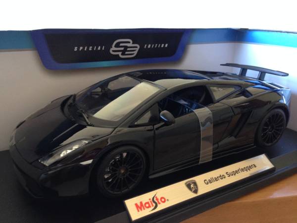 ラスト Maisto マイスト 1/18 Gallardo Superleggera 黒 ランボルギーニ_画像2