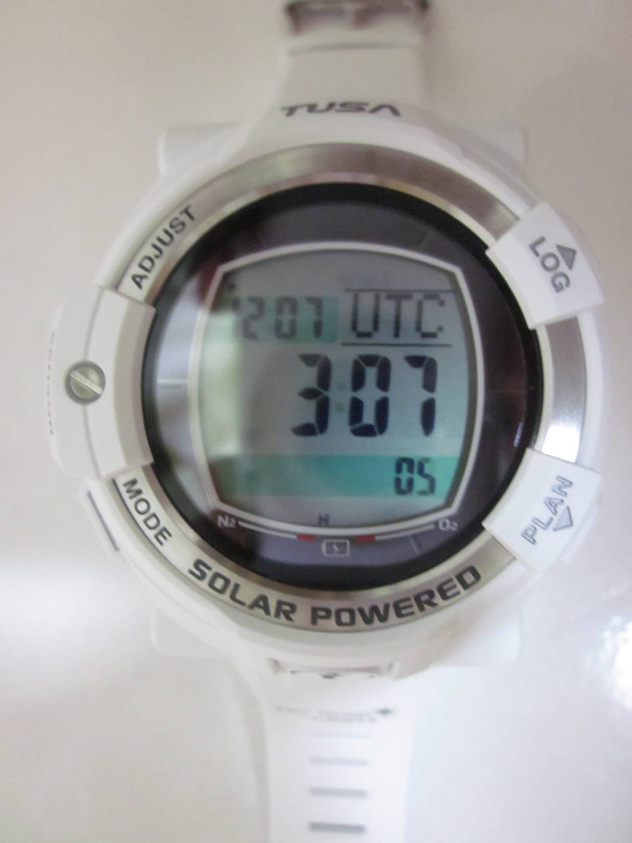 中古・美品】TUSA DC Solar Link ダイブコンピュータ IQ1204 (白