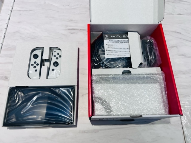 S3899 Nintendo Switch 有機ELモデル ホワイト 白 ゲーム機 本体
