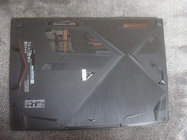 1135) 初期化済 美品 MSI ゲーミングノートPC win10 CPU:core i7-9750H