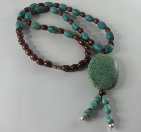  natural stone turquoise flat type Power Stone necklace ..