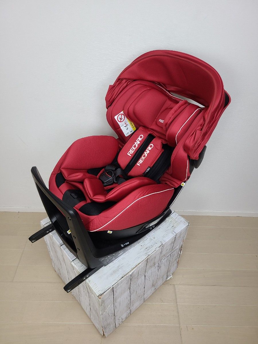 レカロ　チャイルドシート　ゼロワンセレクト　新生児～4歳　ジュニアシート　アイソフィックス　ISOFIX