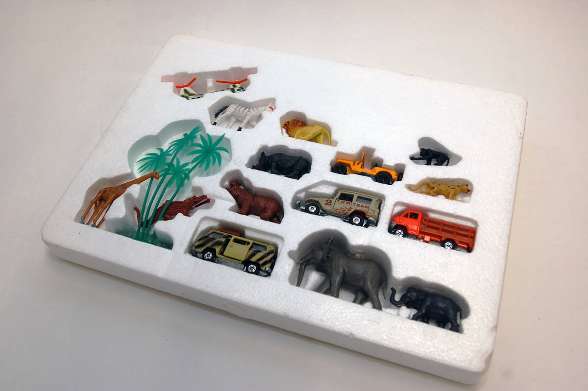 トミー トミカ サファリシリーズ SAFARI ジープ トミー トミカ サファリシリーズ SAFARI ジープ