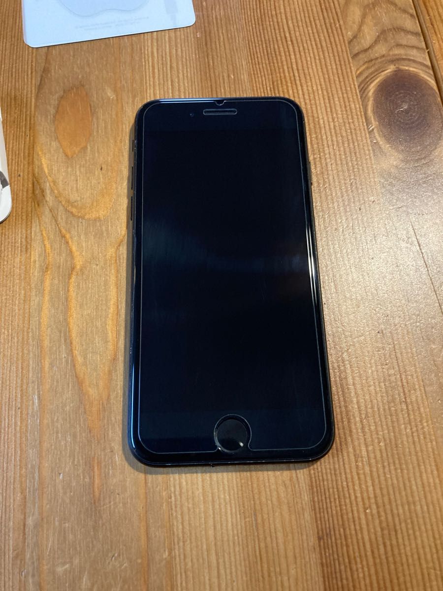 iPhone7 SIMフリー 本体 128GB バッテリー100% イアホン 箱付き