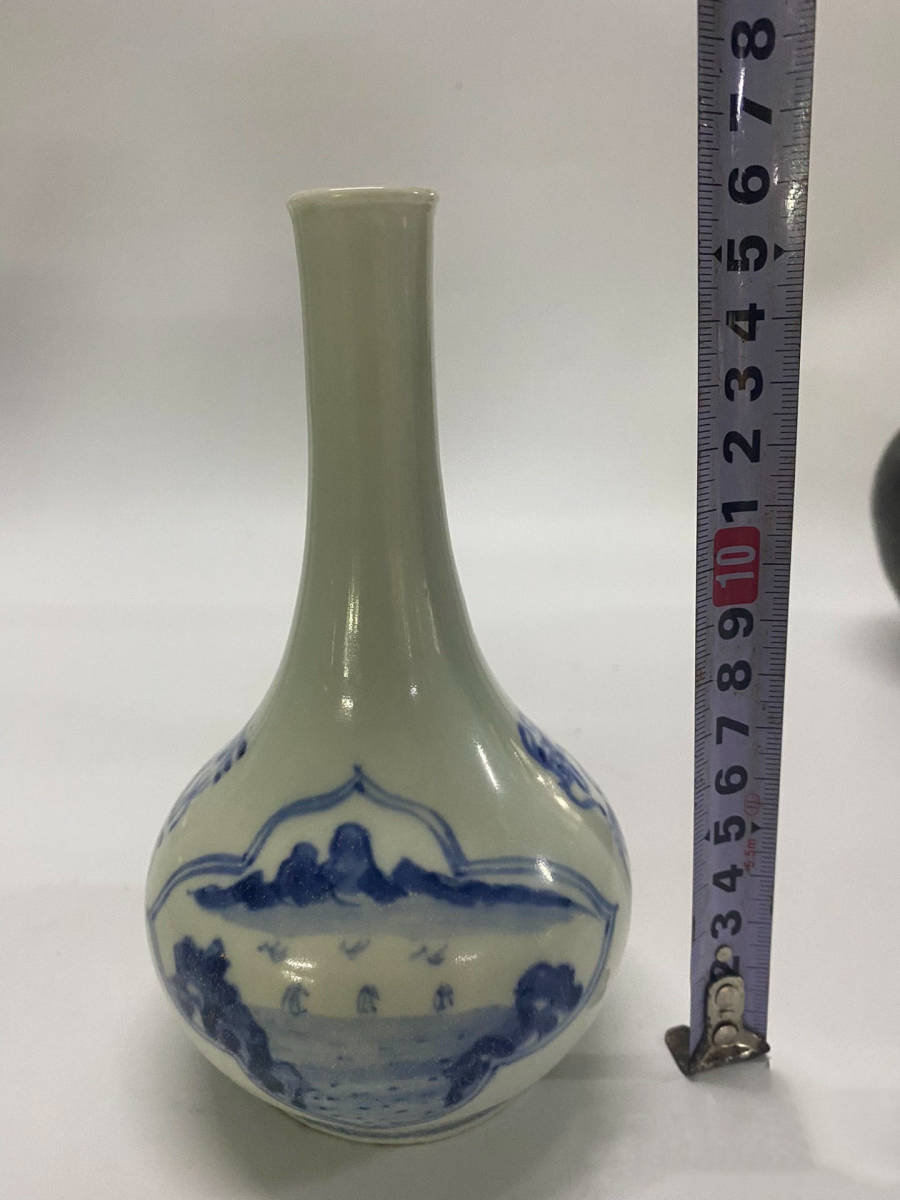 朝鮮李朝時代　粉院　山水人物紋白磁瓶