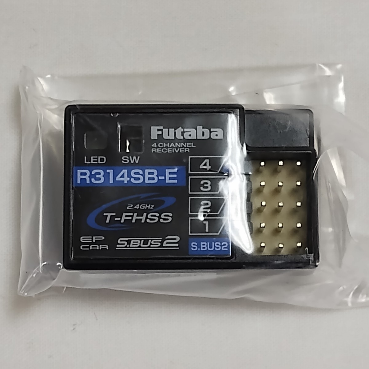 絶妙なデザイン 4PM ☆新品・未開封☆フタバ Plus R314SB-E トリプル