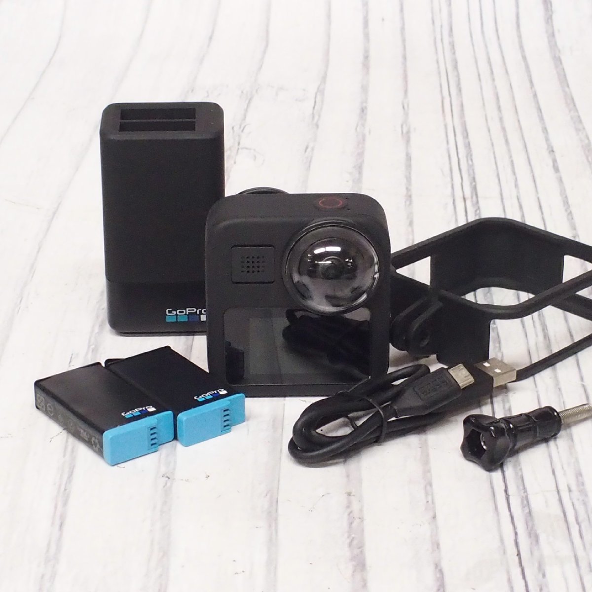 m001 Z2 GoPro MAX SPCC1 360度アクションカメラ 純正バッテリー2個