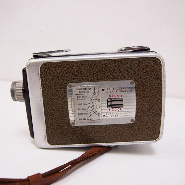 アンティーク Kodak Brownie Movie Camera EIGHT M.M 8mmムービーカメラ 動作未確認 ジャンク品 (GA03)_画像5