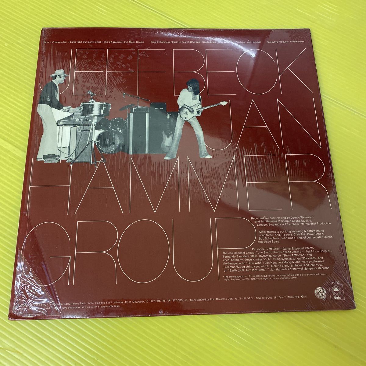 【同梱可】ジェフ・ベック　Jeff Beck With The Jan Hammer Group ◎　 Live Jeff Beck 　(輸LP)　★Epic PE 34433_画像2