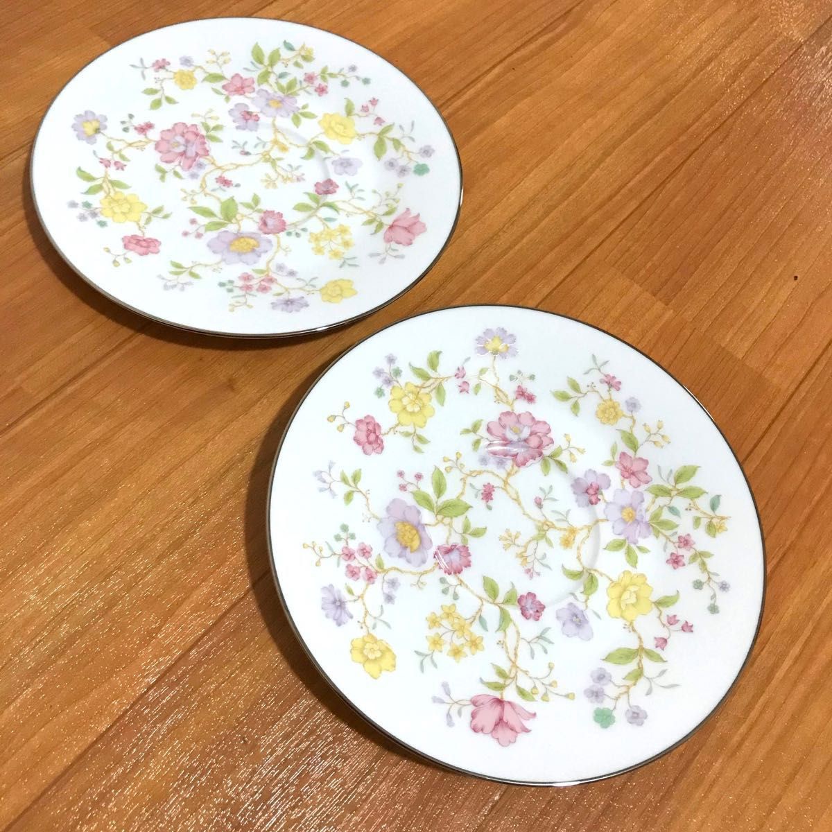 美品！ノリタケ NORITAKE フラワー×ゴールドリムデザイン ハーモニー 皿 プレート 4枚セット