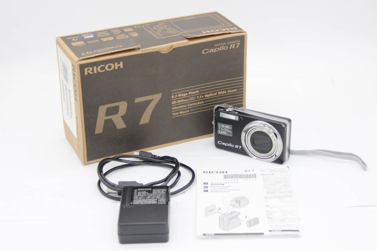 【返品保証】 【元箱付き】リコー Ricoh Caplio R7 ブラック 7.1x バッテリー チャージャー付き コンパクトデジタルカメラ C8072