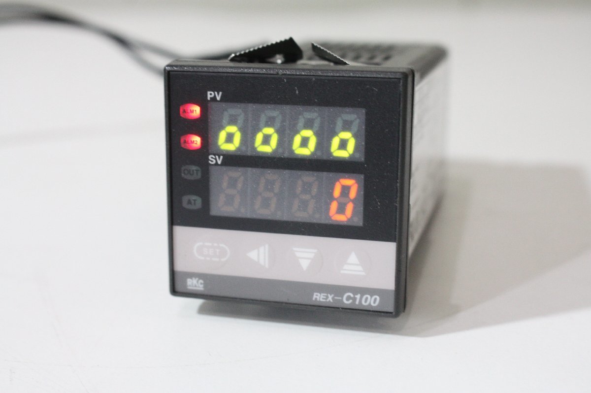 F4260【現状品】RKC REX-C100 デジタル指示調節計_画像1
