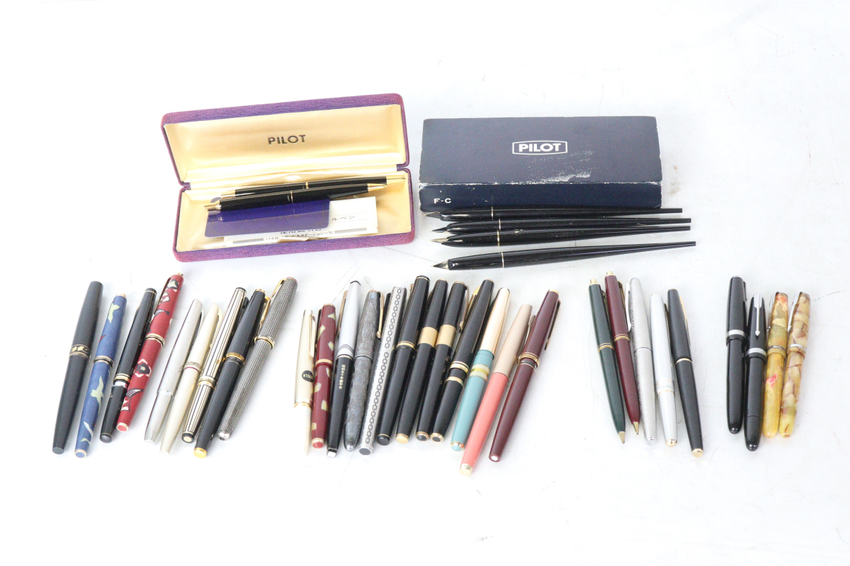 ト足】 K18 K14 K14WG PLATINUM MONTBLANC モンブラン PILOT
