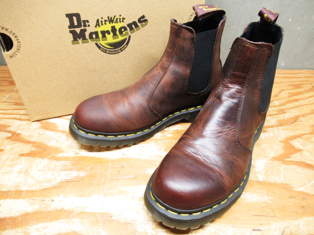 大量入荷 UK7 チェルシーブーツ 2976 ドクターマーチン Dr.MARTENS 美