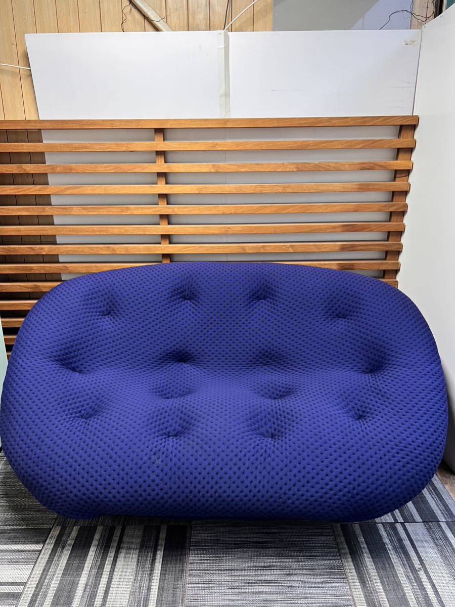 品数豊富! 美品ligne 2人掛け roset(リーンロゼ)プチプルム ラブソファ 布製 品数豊富! 美品ligne 2人掛け roset(リーンロゼ)プチプルム ラブソファ 布製