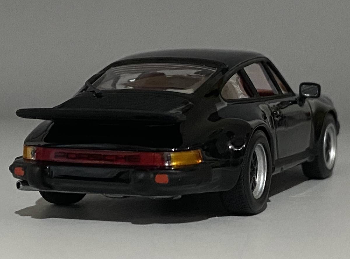 Minichamps 1/43 Porsche 911 930 Turbo Schwarz 1977 ◆ Black Box | Limited Edition ◆ ミニチャンプス 430 069006_画像4
