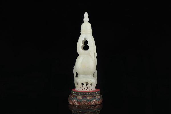 古びた蔵『和田玉 白玉彫り 宝塔瓶擺件』極細工 置物 擺件 古賞物 古美術 中国古玩