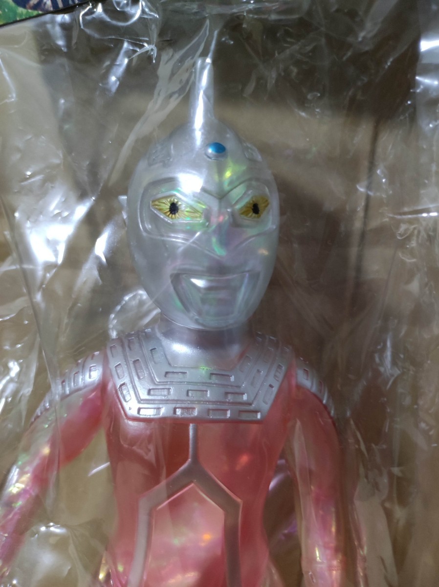 ブルマァク ウルトラセブン オーロラカラー 墓場の画廊 M1号 マルサン