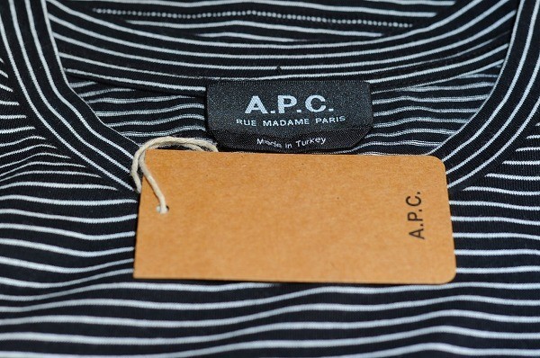 ★【送料無料 新品タグ付き】本物 20FW A.P.C.(APC) アーペーセー コットン100％ ボーダー クルーネック Tシャツ サイズXL 半袖 ブラック系_画像5