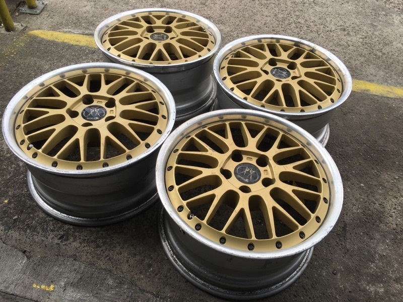 INTELESSE輪17 x 8 1/2 J 4套 原文:INTELESSE　ホイール　17×8　1/2J　4本セット