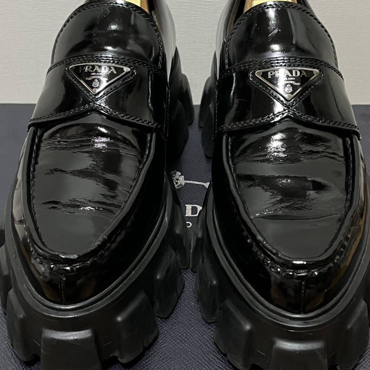 PRADA プラダ モノリス パテントレザー ポインテッドトゥ PRADA プラダ モノリス パテントレザー ポインテッドトゥ