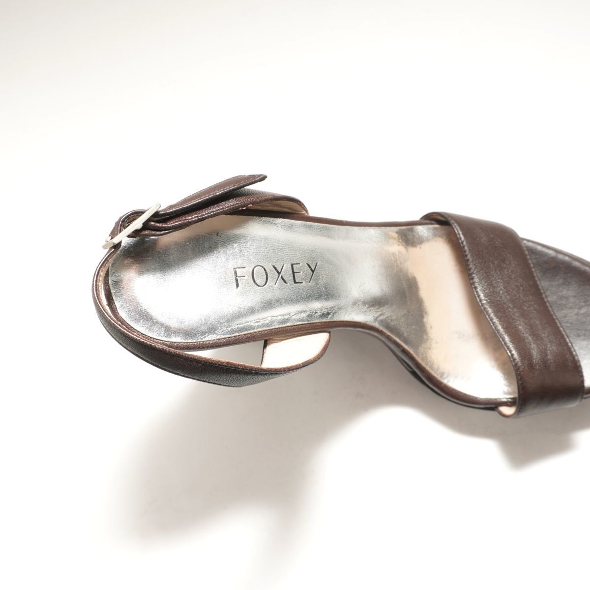FOXEY ... 34 1/2 22.5  сандалии  ... подошва    серебристый  металлическая арматура   кожа   коричневый  /FC75