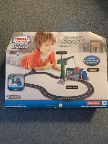 NEW Track Master THOMAS & Friends Demolition At The Docks Playset