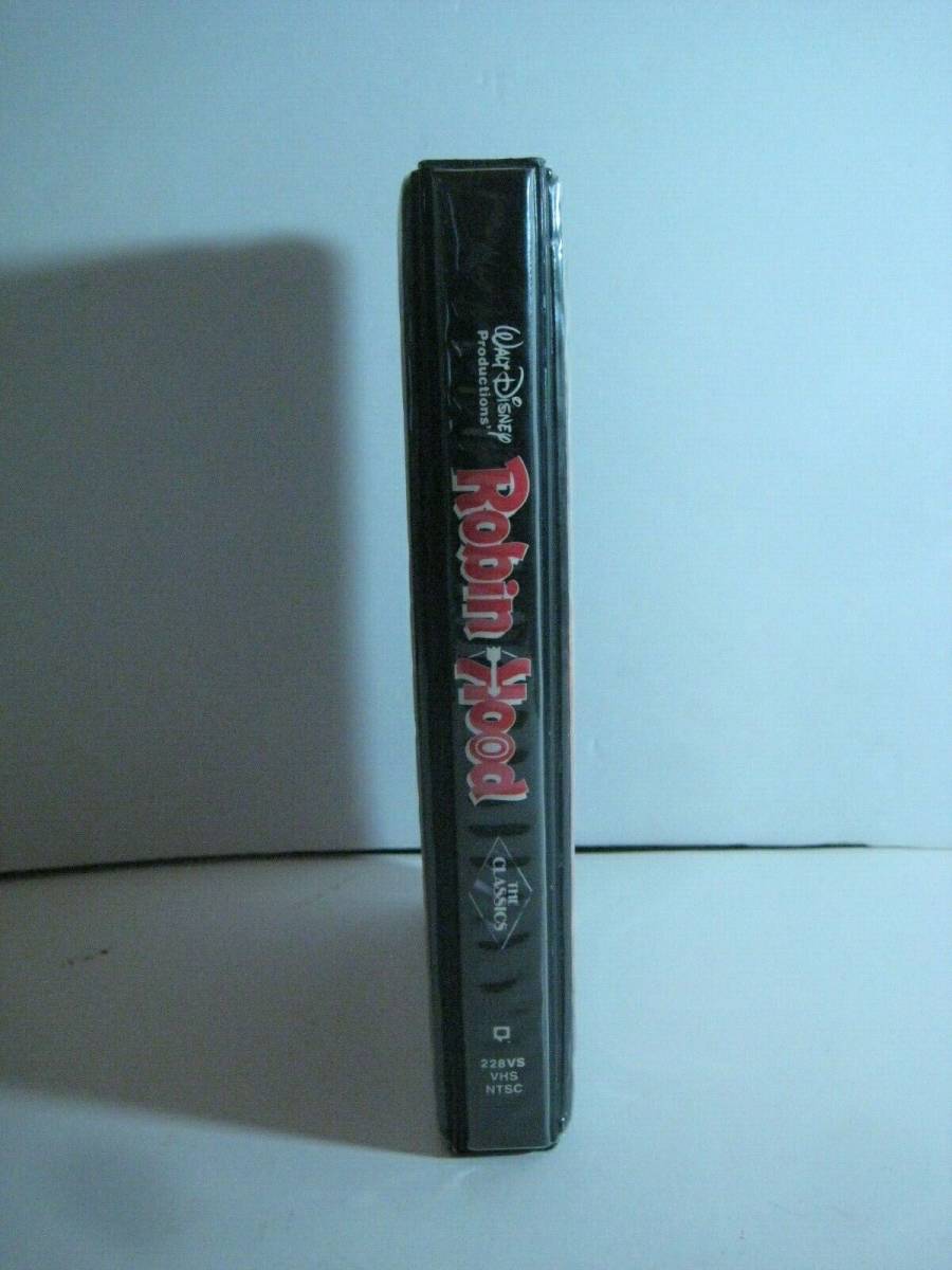 RARE 1st EDITION DISNEY'S 1ST BLACK DIAMOND VHS_1984 ROBIN HOOD_RED LETTER 海外 即決 8