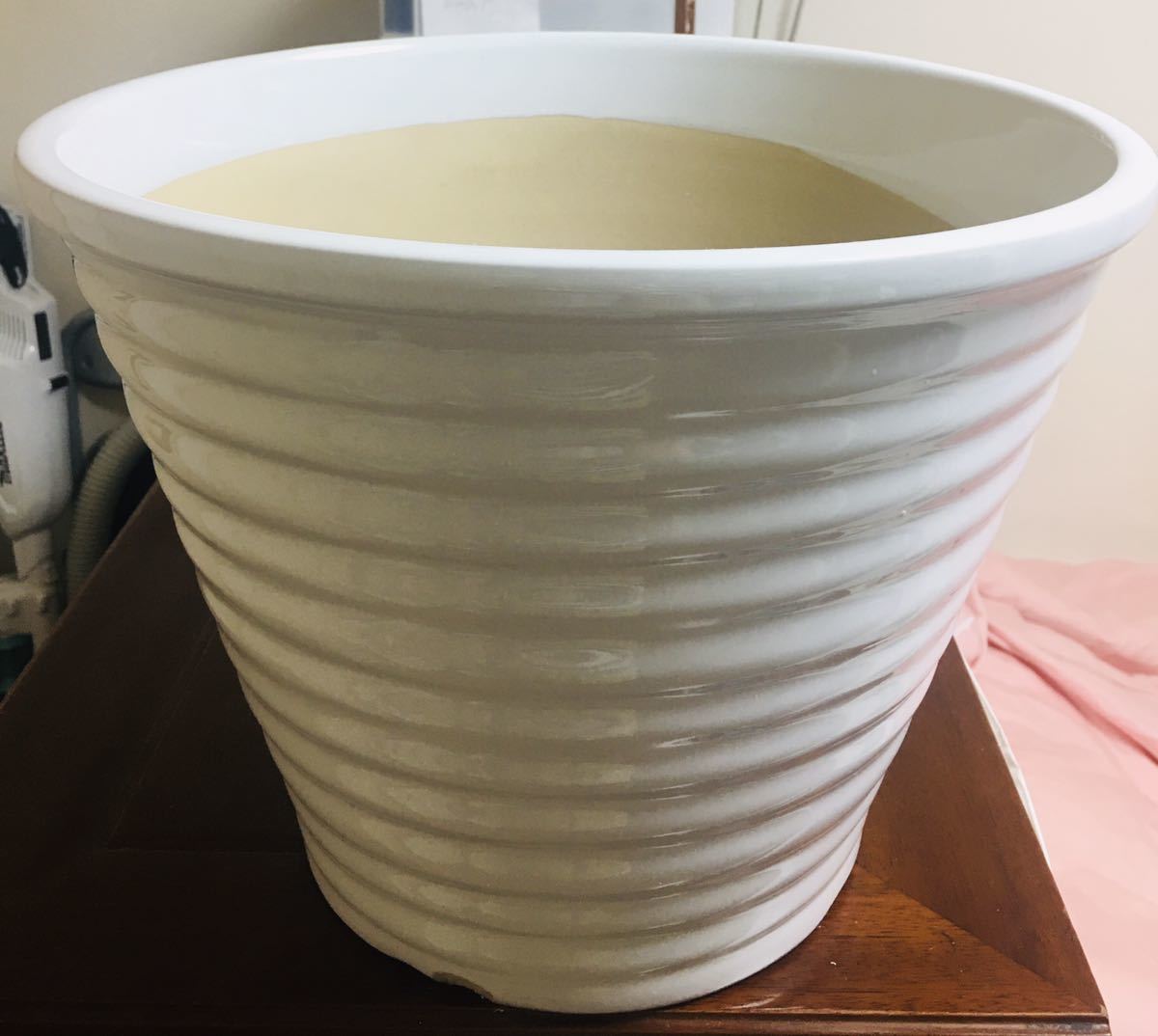 新品未使用植木鉢陶器大きめ直径31 cm×高さ27cm_画像1