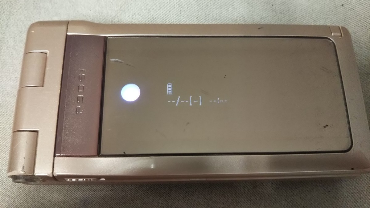 DG4630 docomo FOMA P905i Panasonic パナソニック ガラケー ケータイ 折り畳み式 簡易動作確認＆簡易清掃＆初期化OK 判定○ 送料無料 の画像4