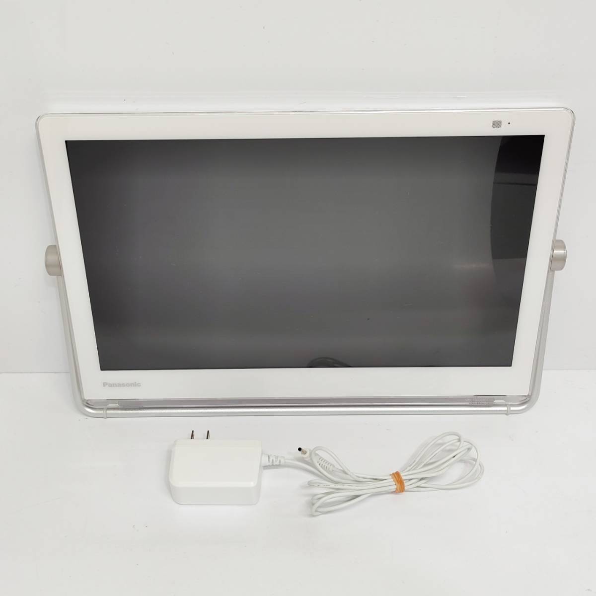 お買い得！】 Panasonic ポータブルテレビ UN-15TD9D ○パナソニック