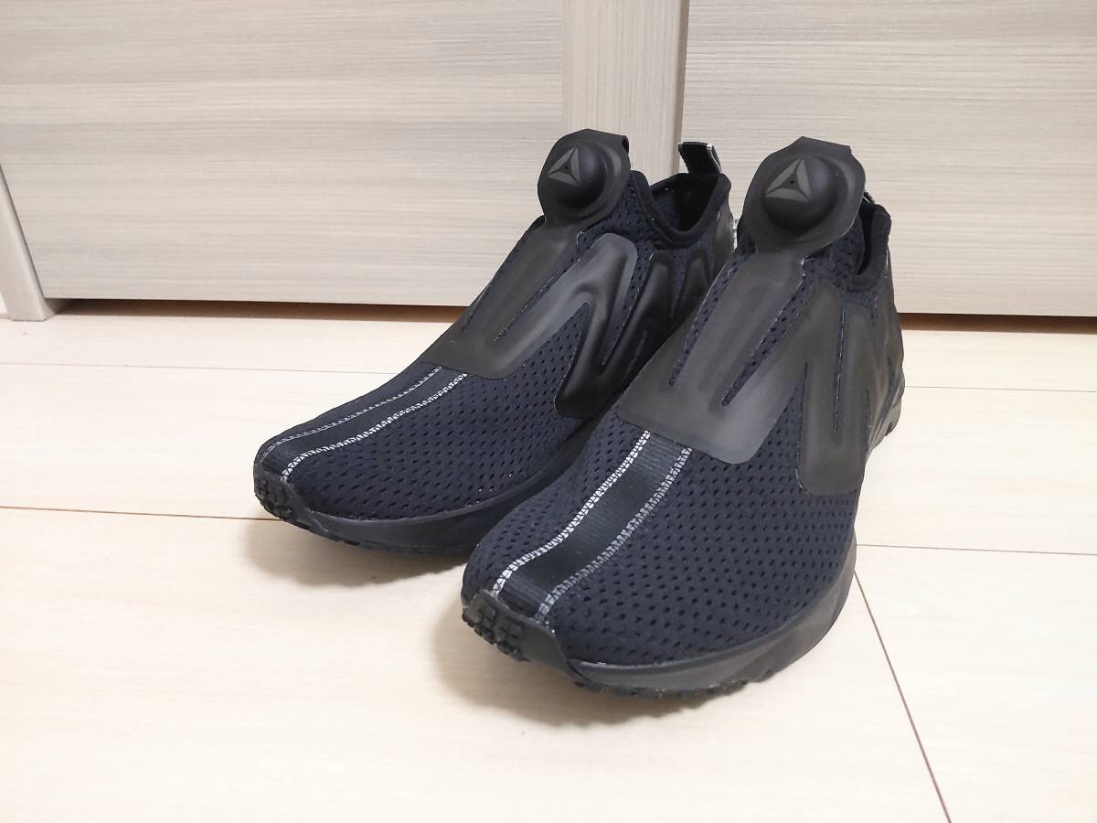 ★新品　リーボック　REEBOK　Pump Supreme Tape ポンプ シュプリーム テープ　★スタイリッシュなデザイン　★黒色