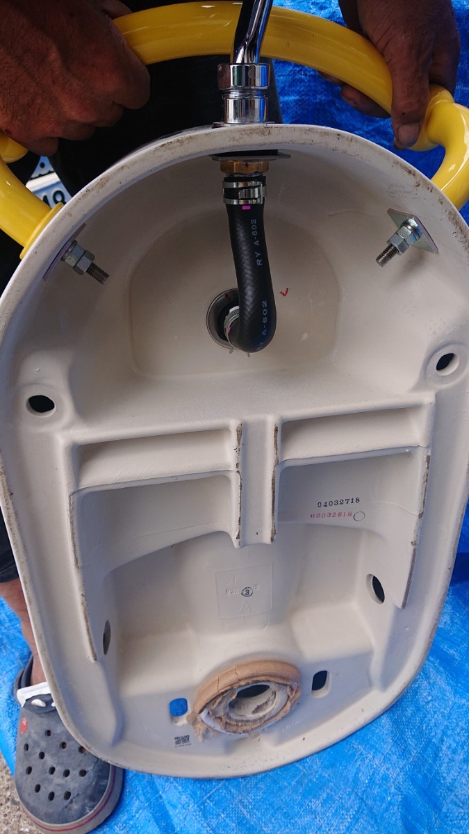 値下げ中】TOTO 幼児用小便器【直接引き取り限定】U310GY キッズ 値下げ中】TOTO 幼児用小便器【直接引き取り限定】U310GY キッズ