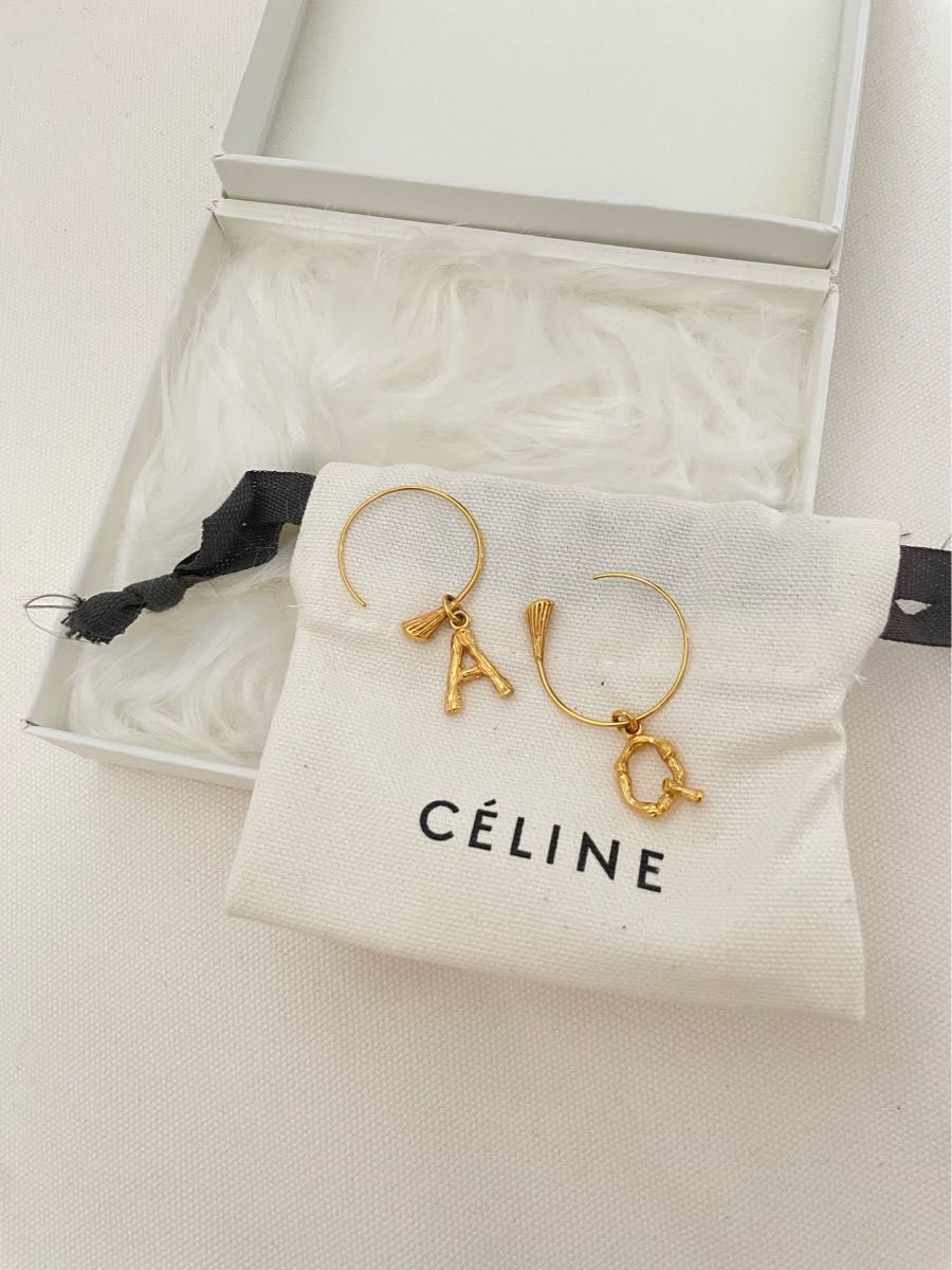 CELINE セリーヌ 激レア フィービー期 イニシャル チャーム ピアス 4点