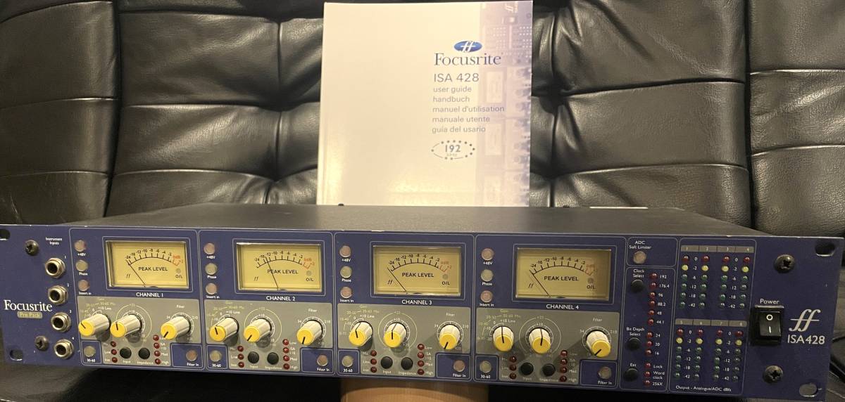 Focusrite ISA428 (4chマイク・ラインプリアンプ) //-