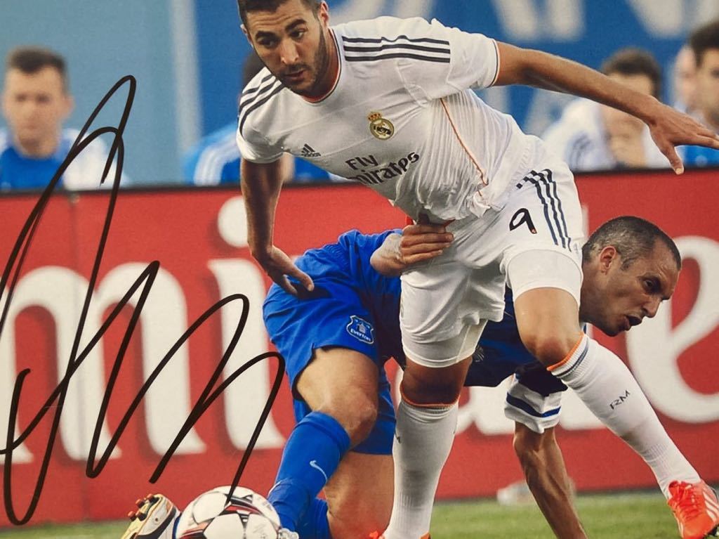 カリム・ベンゼマ直筆サイン入り超大型写真…Karim Benzema…元フランス代表サッカー選手…15_画像1