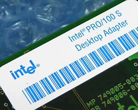 Intel PRO/100S Desktop Adapter (ロープロファイル) [管理:KL332]_画像2